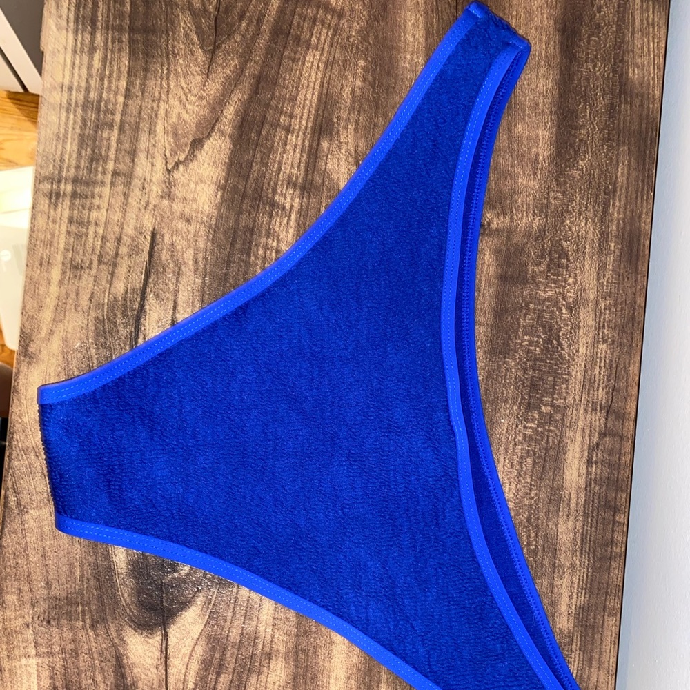 Bikini bottom - Picture 2 of 3